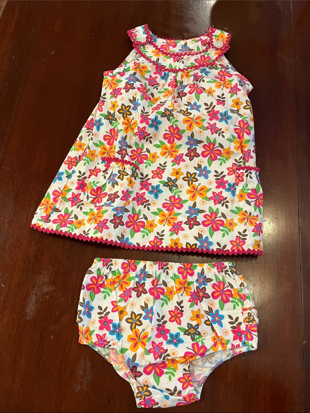 U.S. Polo Assn. White Floral Sleeveless Pajama Set with Multi-Color Flowers